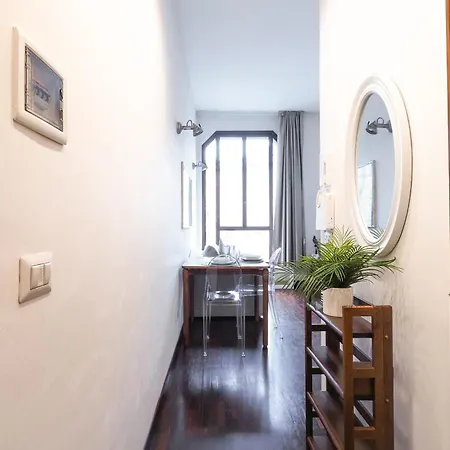 - Duomo Luxury V Appartamento *